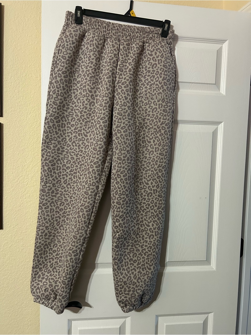 Leopard Print Women's Jogger Sweatpants in Beige